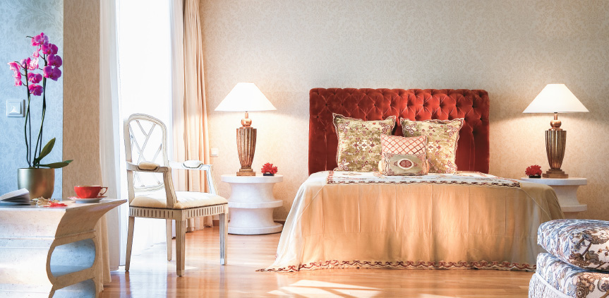 04-luxury-master-bedroom-royal-pavilion-kos